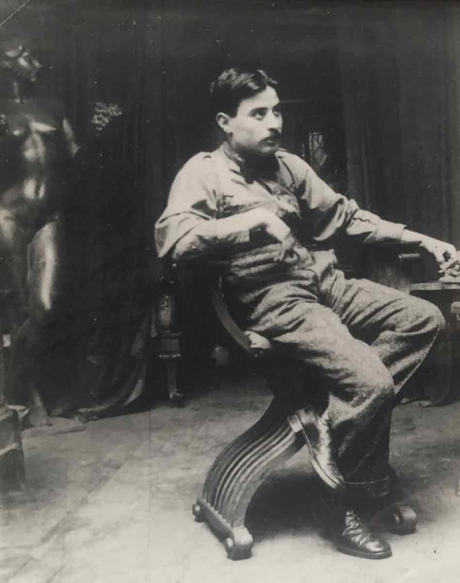 guino-vers-1913-dans-son-atelier